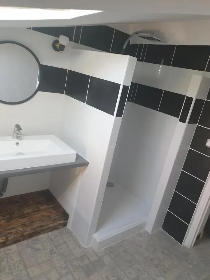 Homestay Petit Coin En Lomagne Pour La Nuit Apartment Beaumont-de-Lomagne France